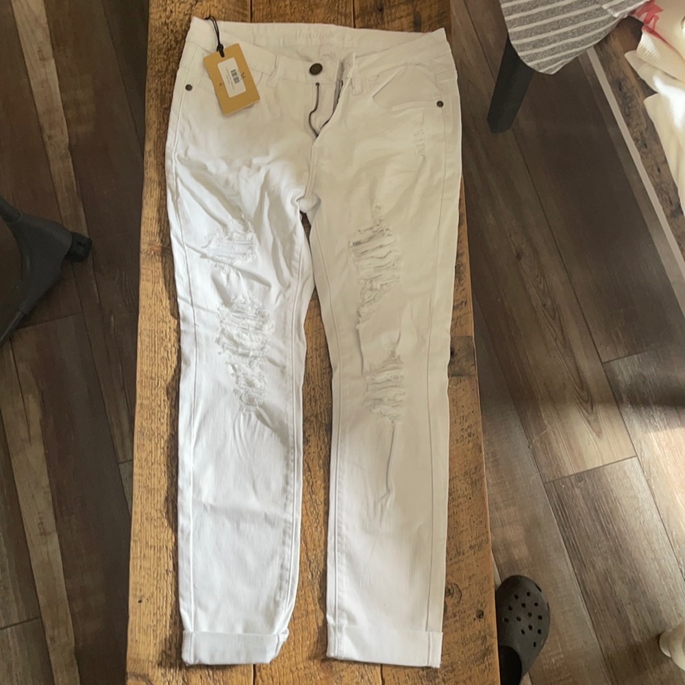 NWT size 9 Machine Skinny Jeans